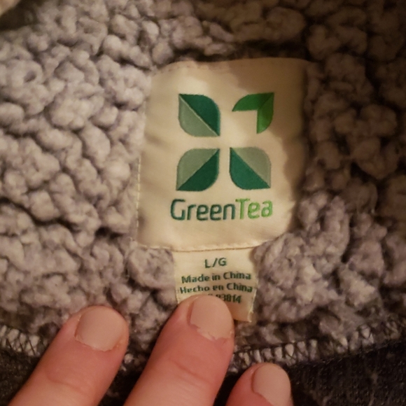 GreenTea Pull Over Gray Sherpa Sweater - Picture 3 of 5